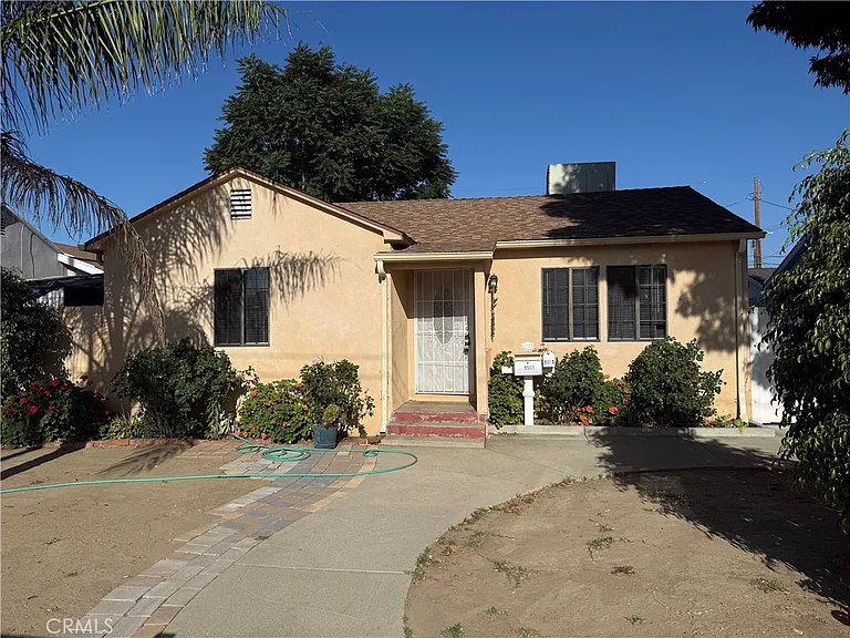 7051 Lindley Ave — Photo 1