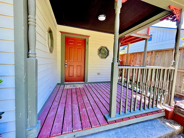 1230 Cortlandt St #1 — Photo 17