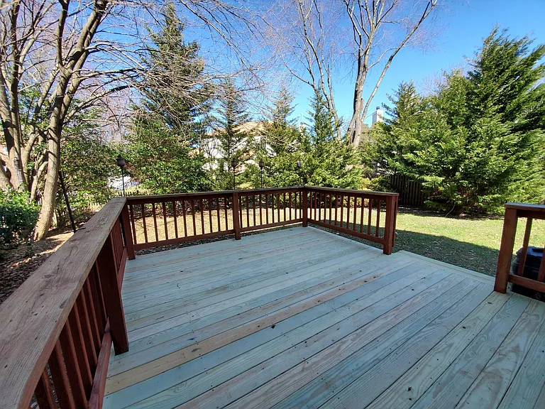 15582 Northgate Dr — Photo 4