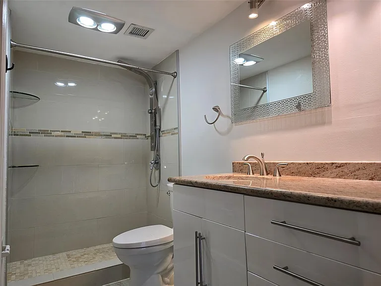 1350 River Reach Dr — Photo 12