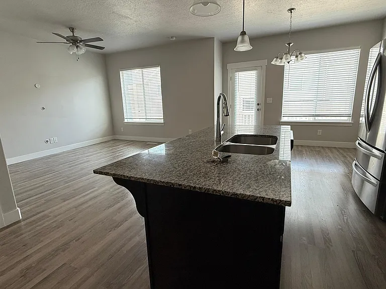1628 N 3950 W — Photo 32
