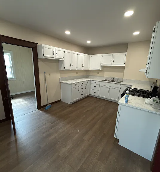 1103-05 College Ave #1 — Photo 1