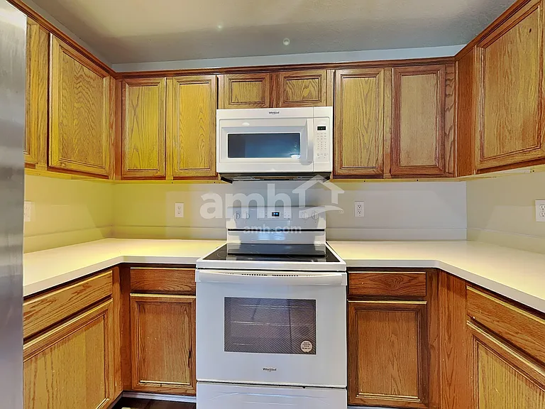 11814 E Galwan Cir — Photo 4