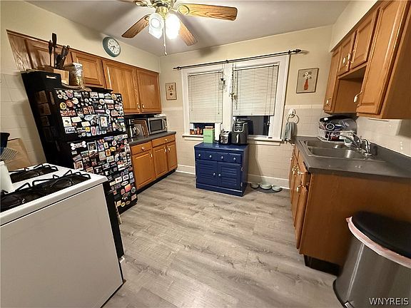 3rd image of 361 Westgate Rd