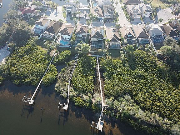 3rd image of 5906 Hatteras Palm Way