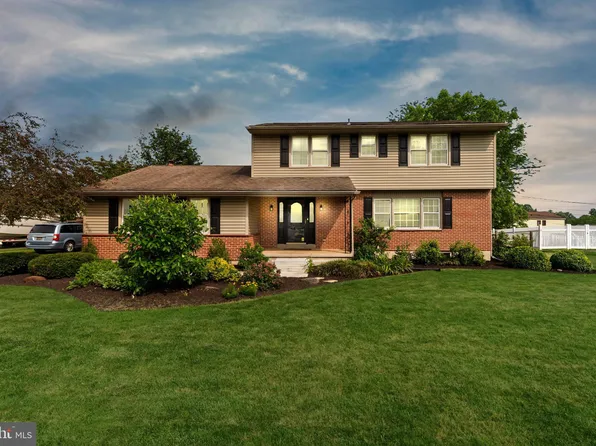 2108 Weatherton Dr, Wilmington, DE 19810