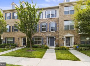 9808 Smithview Pl, Lanham, MD 20706