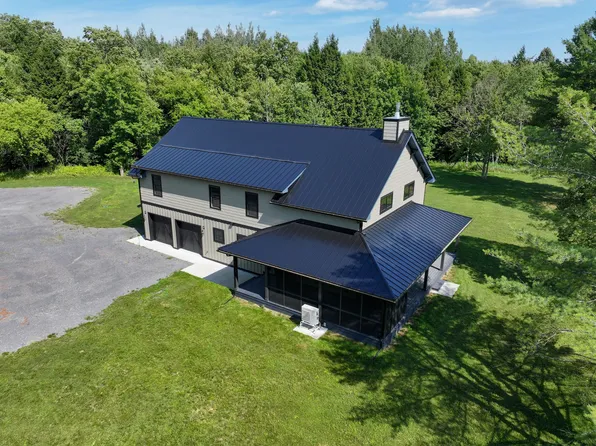 109 Southwick Rd, Champlain, NY 12919