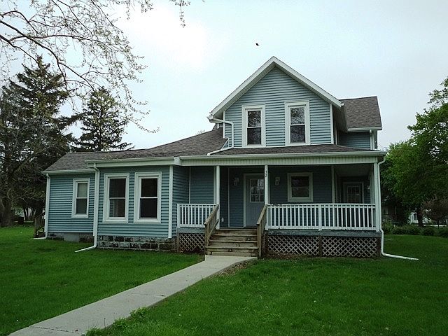 1st image of 32 Plum St