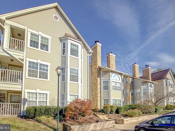 2nd image of 5601 Willoughby Newton Dr Unit 26