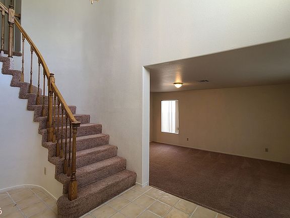4th image of 2728 Renwick Cir