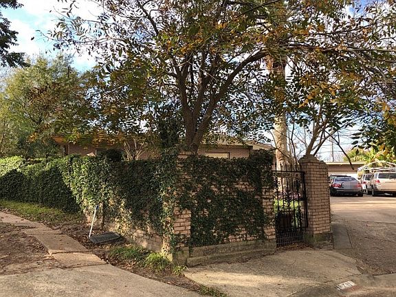 3rd image of 701 13th St N