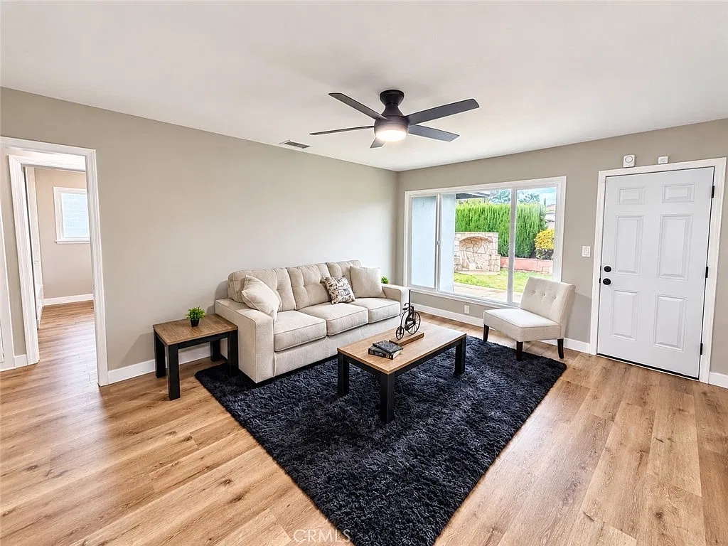 4 bed, 1780 sqft, $4,000 — Photo 4