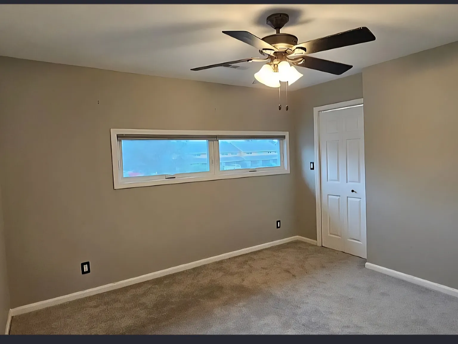 2 bed, 1.5 bath, 1188 sqft, $1,600 — Photo 1