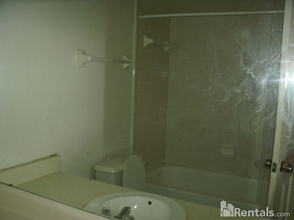 5th image of 177 Garden Dr