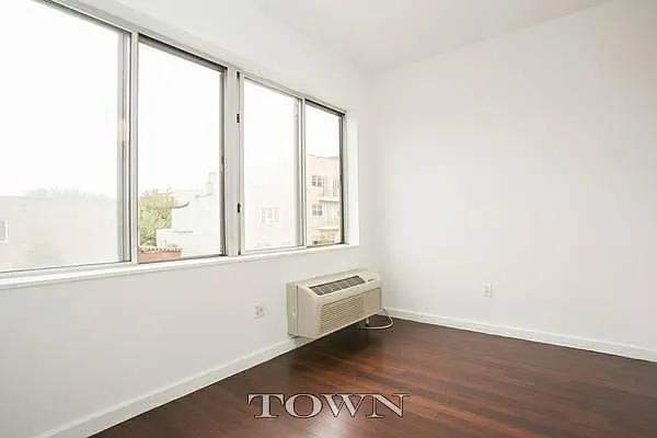 Rented by Town Residential | media 7