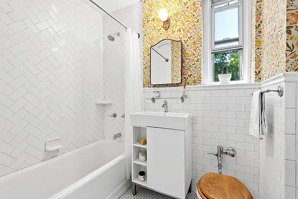 Sold by Compass | media 5