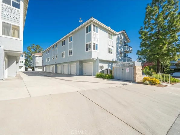 20305 Rue Crevier Unit 585, Santa Clarita, CA 91351