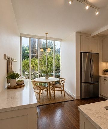 2nd image of 4407 24th St #A