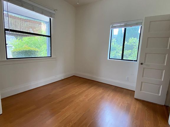 5th image of 323 N Avenue 52 #1/2