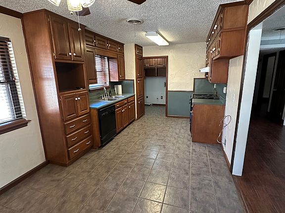 4th image of 813 Butterfield Trl