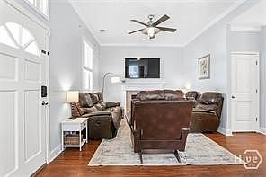 5th image of 245 Dogwood Circle