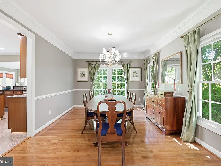 5767 Bush Hill Dr — Photo 13