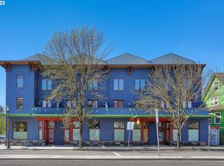 325 NE Graham St APT 11, Portland, OR 97212