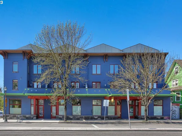 325 NE Graham St APT 11, Portland, OR 97212