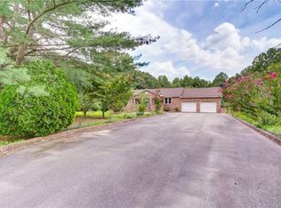 6622 Liberty Hall Rd, Quinton, VA 23141