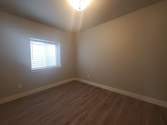 4th image of 3143 Willow Pointe Dr