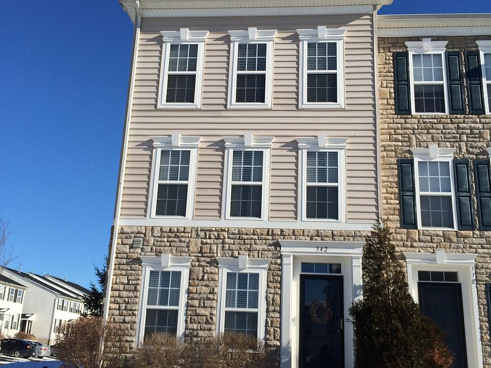 1st image of 342 Silver Maple Dr