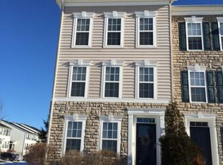 342 Silver Maple Dr, Blacklick, OH 43004