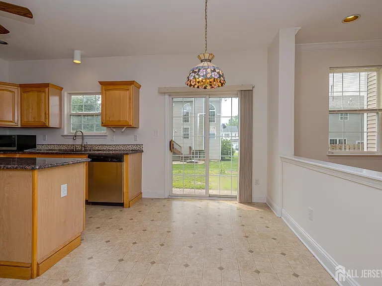 71 Manley Rd — Photo 12