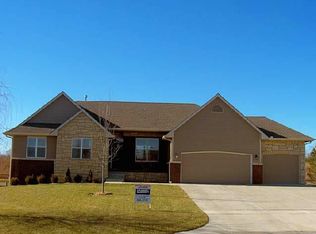 511 Aspen Creek Ct, Andover, KS 67002