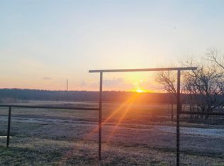 120 Clear Ridge Dr, Bridgeport, TX 76426