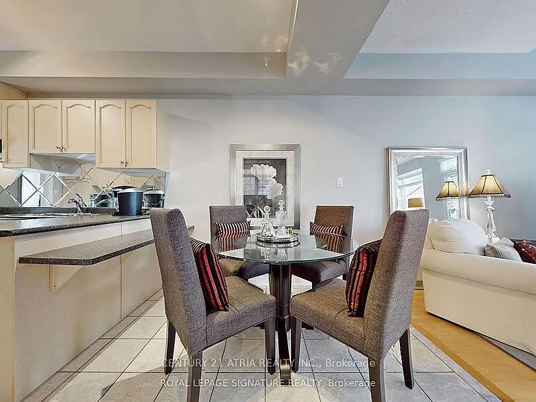 38 Angelica Ave — Photo 3
