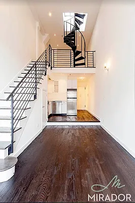 Rented by Mirador Real Estate | media 12