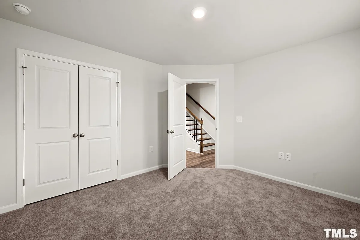 Building Photo - 742 Cormiche Ln
