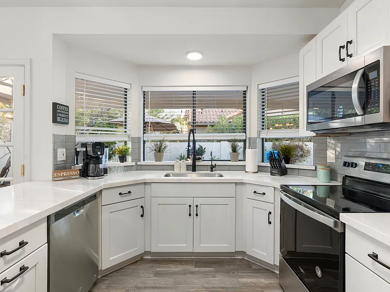 5015 E Karen Dr — Photo 17