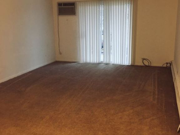 2nd image of 535 Hill Dr #7-103