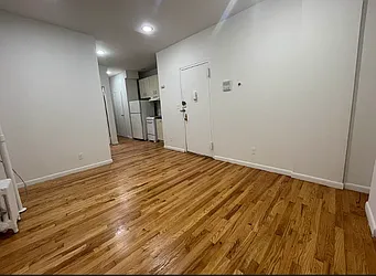 Rented by KNOCKKNOCK LLC