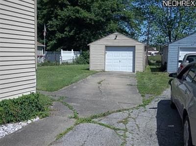 2nd image of 2258 Linda Dr NW