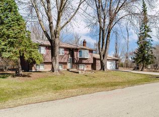 8480 Shirley Ct, Winneconne, WI 54986