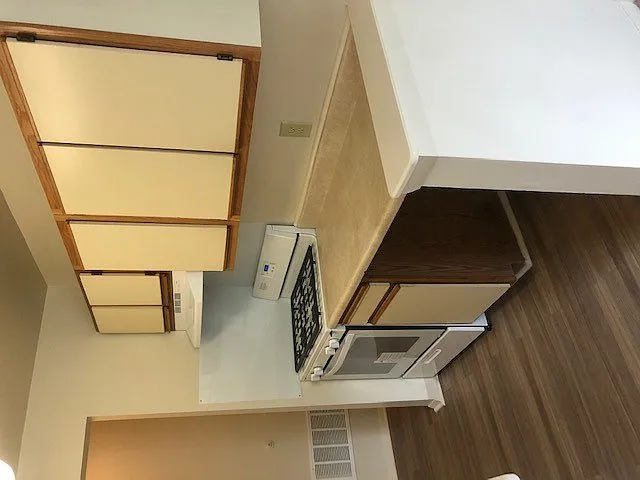 Autumn Ridge Apartments — Photo 100