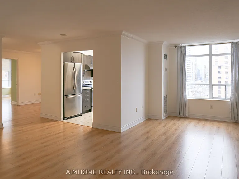 880 Grandview Way #1302 — Photo 5