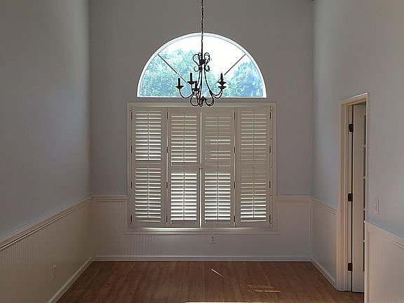 Dining Area which overlooks the golf course with walls painted Stone White