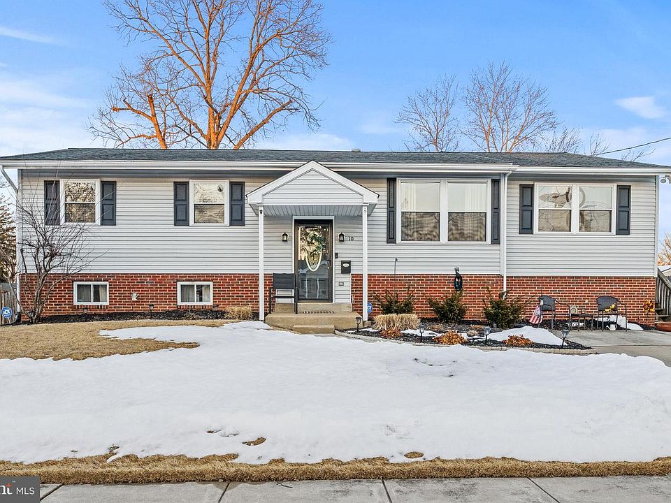 1st image of 10 Wexford Rd