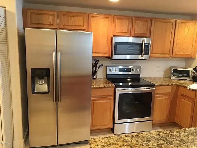 817 Mystic Dr #302 — Photo 5