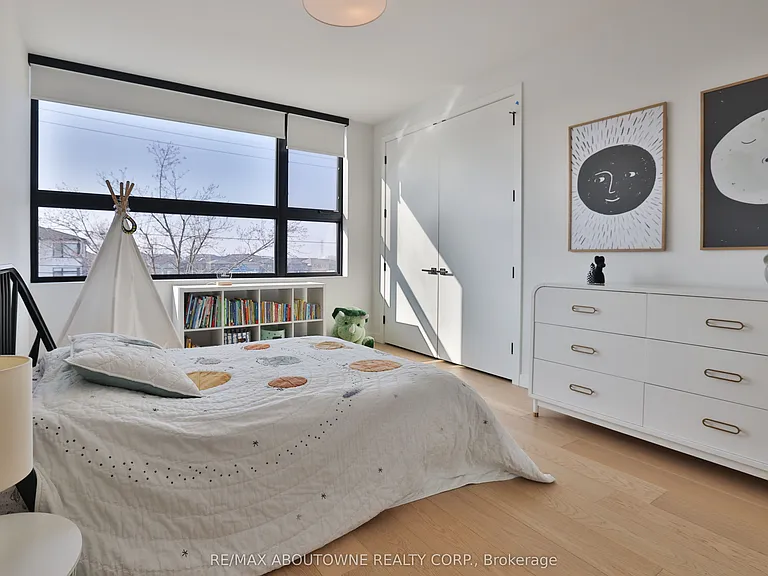 70 Upper Mount Albion Rd — Photo 23